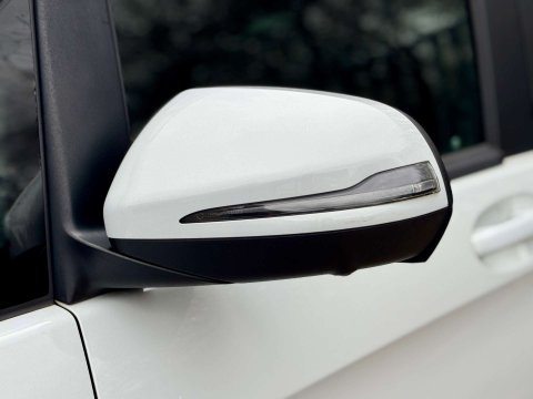 Mercedes-Benz V Class 2.2 V220d AMG Line MPV 5dr Diesel G-Tronic+ Euro 6 (s/s) 7 Seat (163 ps) 36