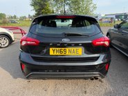 Ford Focus ST-LINE 5