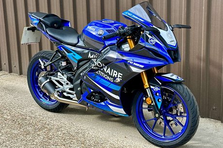 Yamaha R125 (YZF 125-A) 7