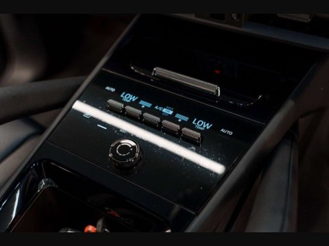 Porsche Cayenne 3.0 V6 E-Hybrid 25.9kWh Black Edition Coupe 5dr Petrol Plug-in Hybrid Tiptr 19