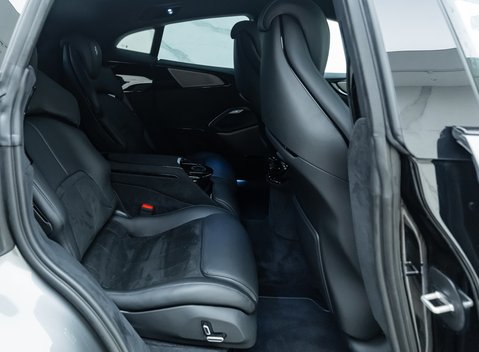 Ferrari Purosangue 20