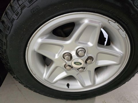 Land Rover Discovery 2.5 TD5 ES Premium Station Wagon 5dr Diesel Automatic (7 Seats) (284 g/km, 47