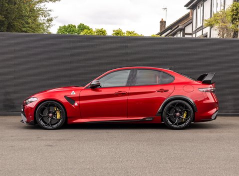 Alfa Romeo Giulia GTAm 3