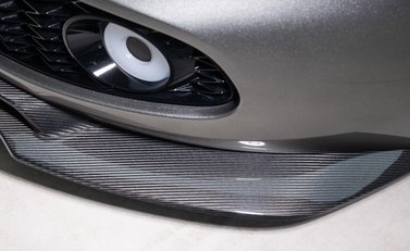 Aston Martin Vanquish ZAGATO 32