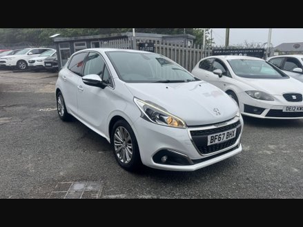 Peugeot 208 PURETECH ALLURE