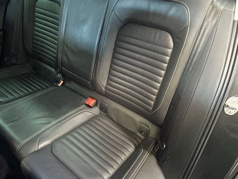 Volkswagen Passat 1.6 Passat SEL TDI Semi-Auto 4dr 32