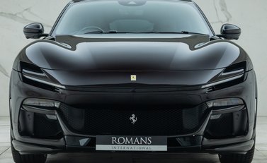 Ferrari Purosangue 8