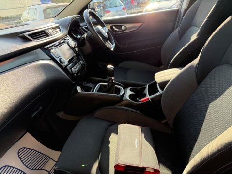 Nissan Qashqai 1.5 dCi N-Connecta Euro 6 (s/s) 5dr 40