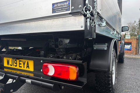 Isuzu D-Max ECB 1.9 TD Extra Cab Tipper 24