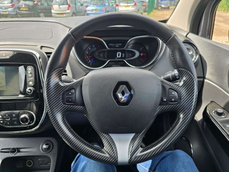 Renault Captur 1.5 dCi ENERGY Signature Nav Auto Euro 6 (s/s) 5dr 41