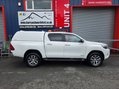 Toyota Hilux INVINCIBLE 4WD D-4D DCB AUTO 4