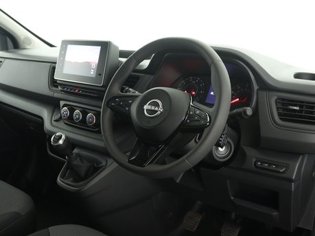 Nissan Primastar 30 L1H1 2.0 dCi 130ps Acenta 12