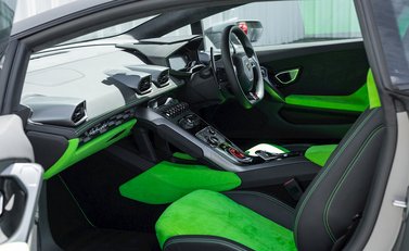 Lamborghini Huracan LP610-4 14