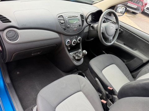 Hyundai i10 CLASSIC 8