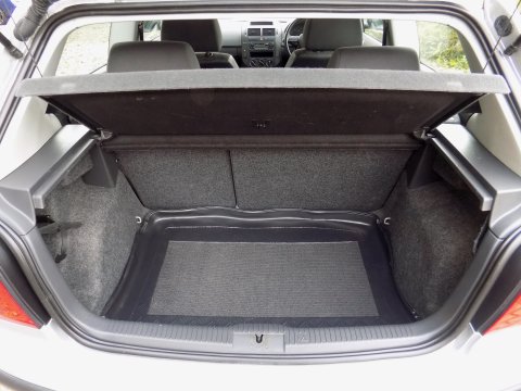 Volkswagen Polo TWIST Automatic 20