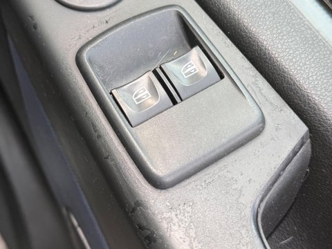 Vauxhall Vivaro 1.6 CDTi 2900 BiTurbo L2 H1 Euro 6 (s/s) 5dr (9 Seat) 6