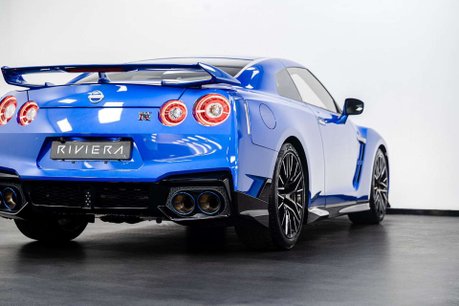 Nissan GT-R Premium Edition 3.8 2dr Coupe Semi Auto Petrol 12