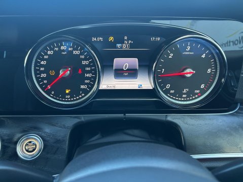 Mercedes-Benz E Class 2.0 E220d AMG Line (Premium) Cabriolet 2dr Diesel G-Tronic+ Euro 6 (s/s) (1 22