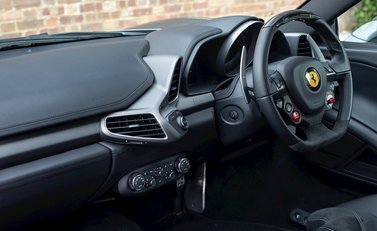 Ferrari 458 Italia 15