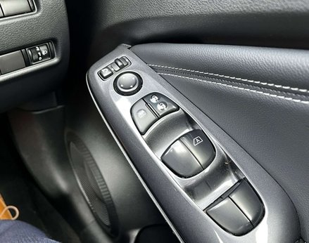 Nissan Juke 1.6 Juke Tekna HEV CVT 5dr 60