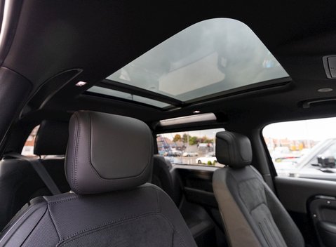 Land Rover Defender 90 V8 14