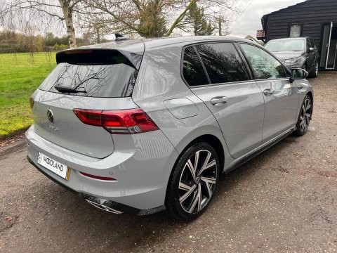 Volkswagen Golf R-LINE TDI DSG 23