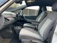 Volkswagen ID.3 Pro Performance 58kWh Life Auto 5dr 3