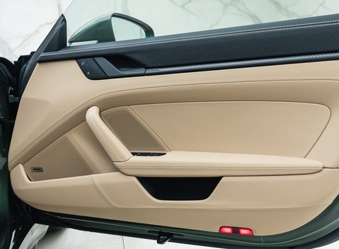 Porsche 911 GT3 TOURING (992) 28