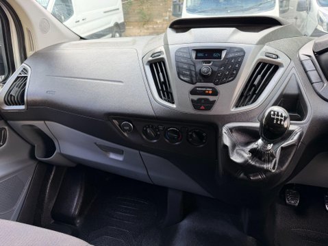 Ford Transit Custom 2.0 TDCi 310 Panel Van 5dr Diesel Manual L1 H1 (157 g/km, 104 bhp) 33