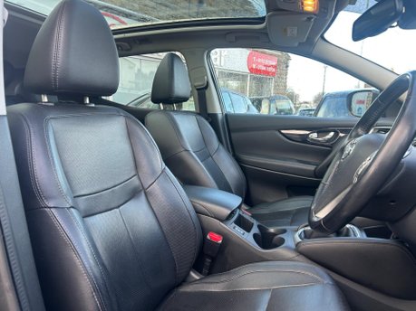 Nissan Qashqai TEKNA DIG-T 9