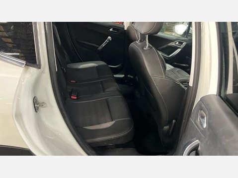 Peugeot 2008 1.2 PureTech Allure Euro 6 5dr 9