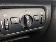 Volvo V40 D2 CROSS COUNTRY SE 26