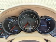 Porsche Cayenne 3.0 Cayenne D Platinum Edition V6 Tiptronic S A 4WD 5dr 58