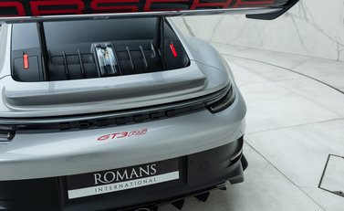 Porsche 911 GT3 RS (992) 38
