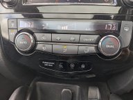 Nissan Qashqai DIG-T N-CONNECTA 27