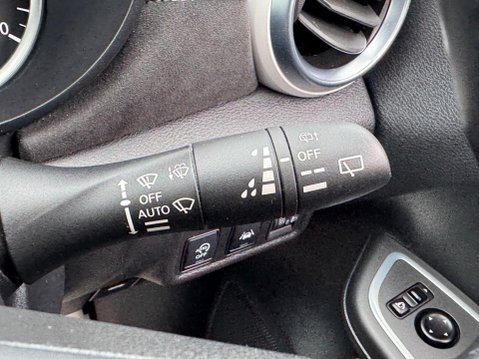 Nissan MICRA 1.0 IG-T N-Sport Euro 6 (s/s) 5dr 29