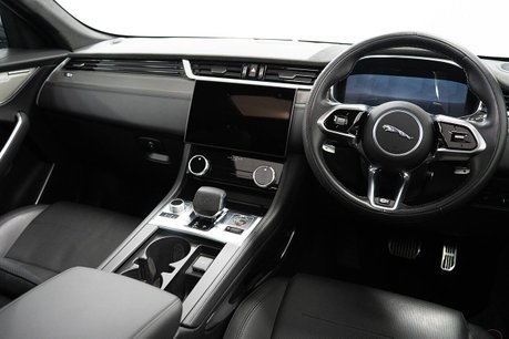 Jaguar F-Pace 5.0 P550 V8 SVR SUV 5dr Petrol Quickshift AWD Euro 6 (s/s) (550 ps) 6