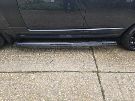 Land Rover Range Rover SDV6 VOGUE ONLY 54,000 MILES FROM NEW 19