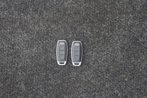 Nissan Qashqai 5dr 1.3 DIG-T MHEV N-Connecta Petrol Hybrid Glass Roof Pack 28