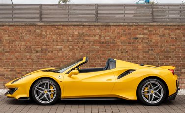 Ferrari 488 Pista Spider 2