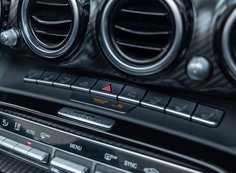 Mercedes-Benz AMG GT R Roadster 27