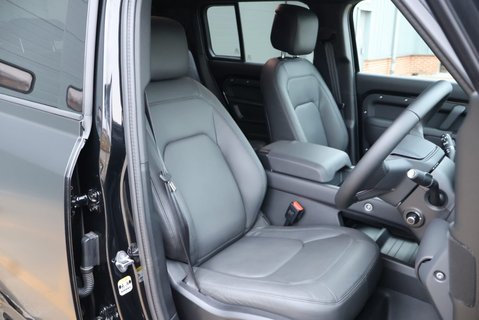 Land Rover Defender 110 2026 Model HARD TOP X-DYNAMIC HSE styled by seeker Rear seats  29