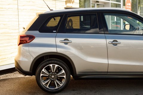Suzuki Vitara SZ5 BOOSTERJET ALLGRIP MHEV 7