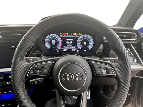 Audi A3 1.5 TFSI 30 S line Sportback 5dr Petrol Manual Euro 6 (s/s) (116 ps) Sat Na 13