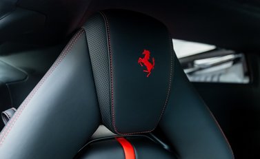 Ferrari F8 Tributo 13