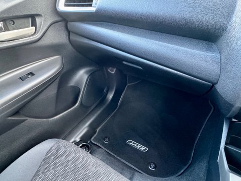 Honda Jazz I-VTEC SE 44