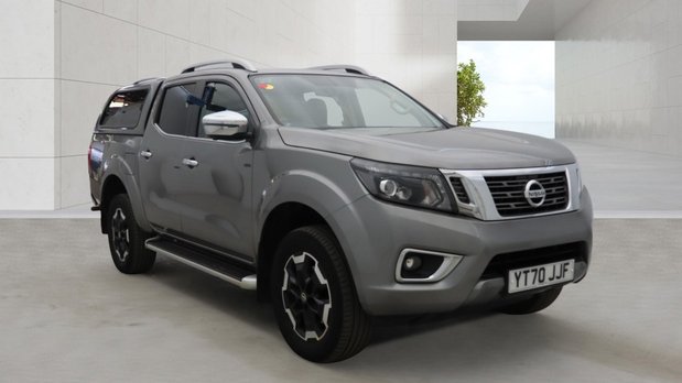 Nissan Navara Tekna | Auto | 2.3 LT | Double Cab | Sensors | Camera | EURO 6 | NO VAT 2