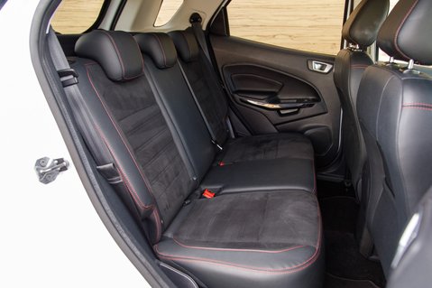 Ford Ecosport ST-LINE 34