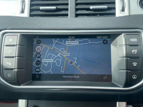 Land Rover Range Rover Evoque 2.0 eD4 SE FWD Euro 6 (s/s) 5dr 25