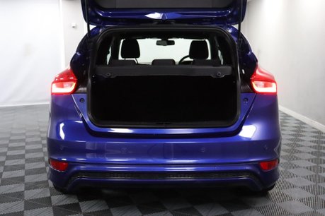 Ford Focus ST-LINE X 14